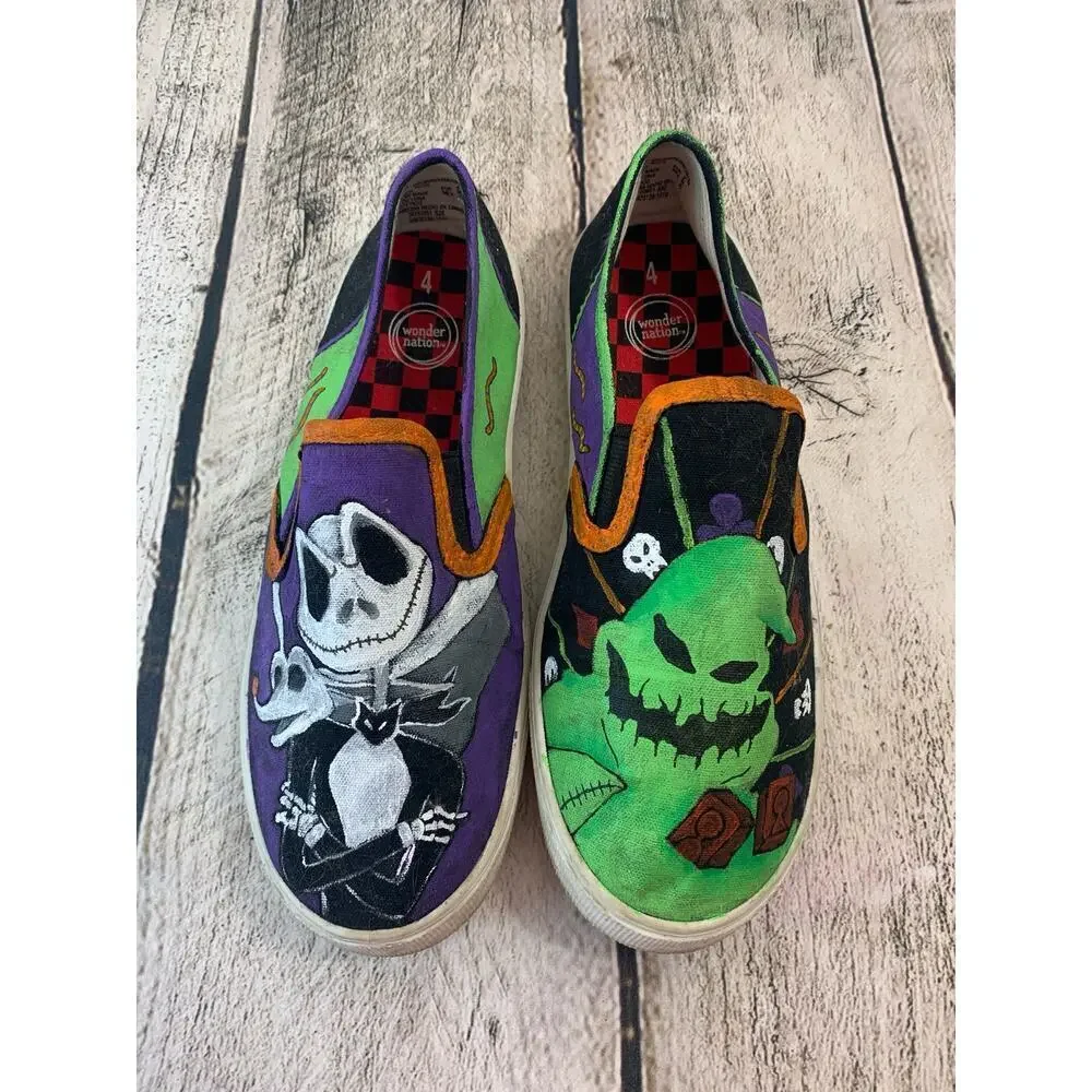 NIGHTMARE BEFORE CHRISTMAS Unisex Kids Hand Painted Slip On Sneakers / Size: 4